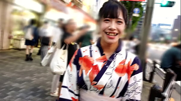 Teen cumshot enjoys herself Video