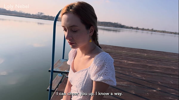 Ho incontrato una ragazza triste sul molo... L'ho scopata e la tristezza se n'è andata!