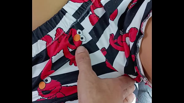 Incrível brincalhão Adolescente mostra