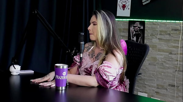 Ele tem fetiche por fazer sexo com transexual, não tem vontade de fazer gang bang, e quando foi para a casa de swing... - Raphaela Savanah (SHEER/RED) Halloween