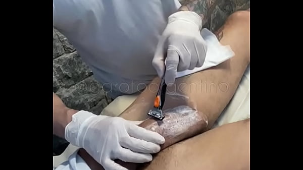 BOLAS DE AFEITADO CON FINAL FELIZ